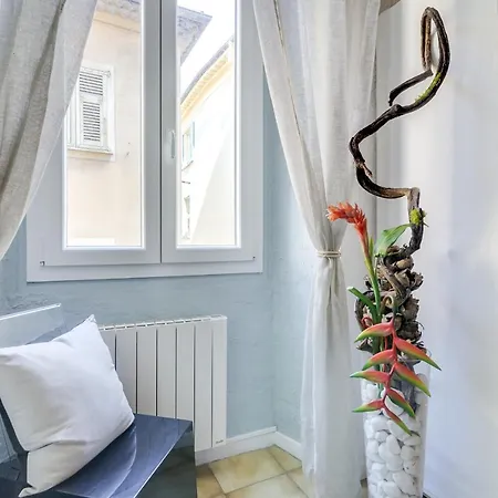 Apartment Charm And Flavors Nicoise *